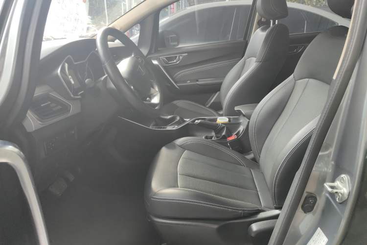 Used Geely Auto Vision X3 2019 Upgraded Model 1.5L CVT Elite Version
