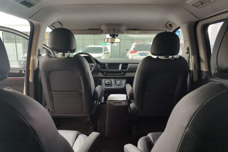 Used SAIC MAXUS G10 2022 2.0T Automatic Elite Edition Gasoline 7-Seater