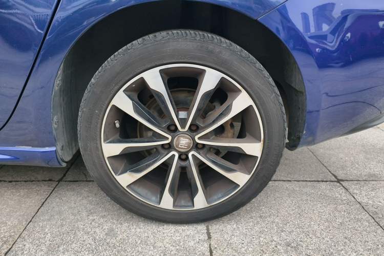 Used Fiat Viaggio 2015 1.4T Automatic Enjoyment Edition