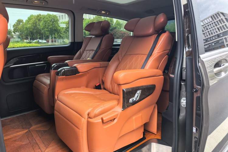 Used Mercedes-Benz V-Class 2018 V 260 L Prestige Extended Version China V Left Rear Seat