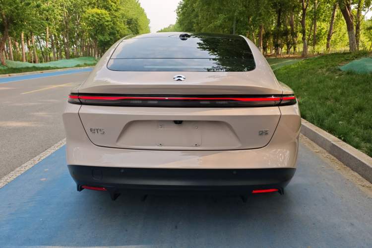 Used Nio ET5 2024 75 kWh Rear