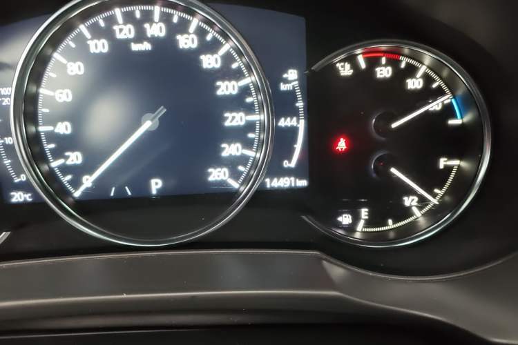 Used Mazda CX-5 2024 2.0L Automatic Two-Wheel Drive ZhiShang Pro Odometer Close Up