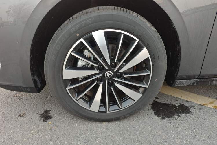 Used Changan Eado PHEV 2025 Smart New Blue Whale 145KM Battleship Edition