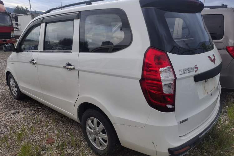 Used Wuling Hongguang 2015 1.5L S Basic Version China V Standard