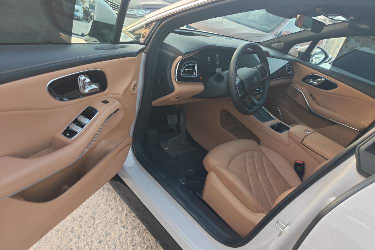 Used Rising R7 2025 Model Advanced Edition