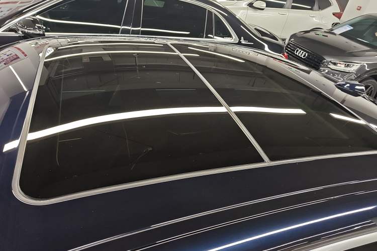 Used BMW 3 Series 2024 325Li M Sport Package Roof