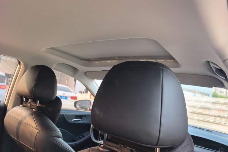 Used Roewe i5 2024 1.5L CVT Luxury Edition