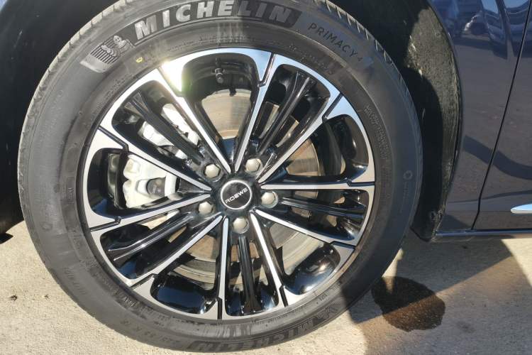 Used Roewe iMAX8 2022 400TGI Celebration Edition