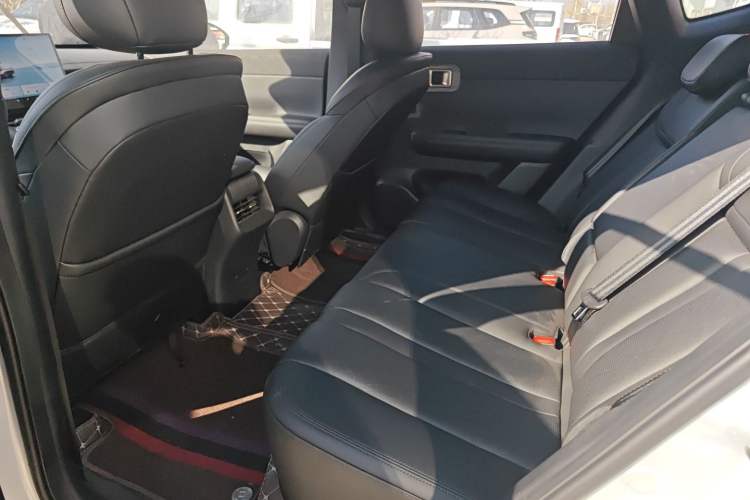 Used Wuling Xingguang S 2024 130 km Flagship Version Interior 3