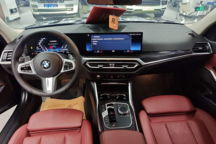 Used BMW 3 Series 2023 325Li M Sport Package Interior 1