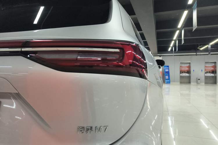 Used Hima AITO M7 2024 1.5T Intelligent Driving 4WD Max Edition 5 Seats Exterior 6