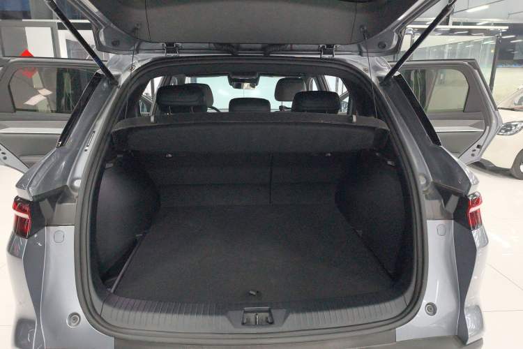 Used BYD Song Pro New Energy 2025 2nd Generation Intelligent Driving Version DM-i 75KM Leading Edition Trunk