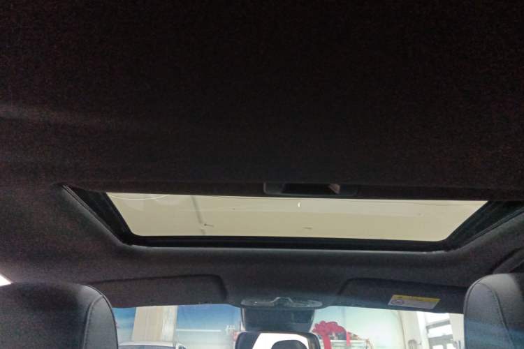 Used GAC Trumpchi EMPOW 2021 270T DCT J16 Version Headliner