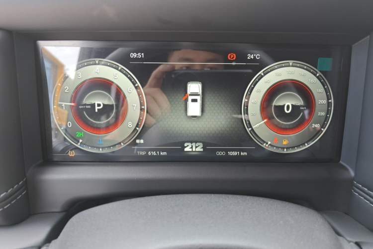 Used 212 T01 2024 2.0T Mechanic