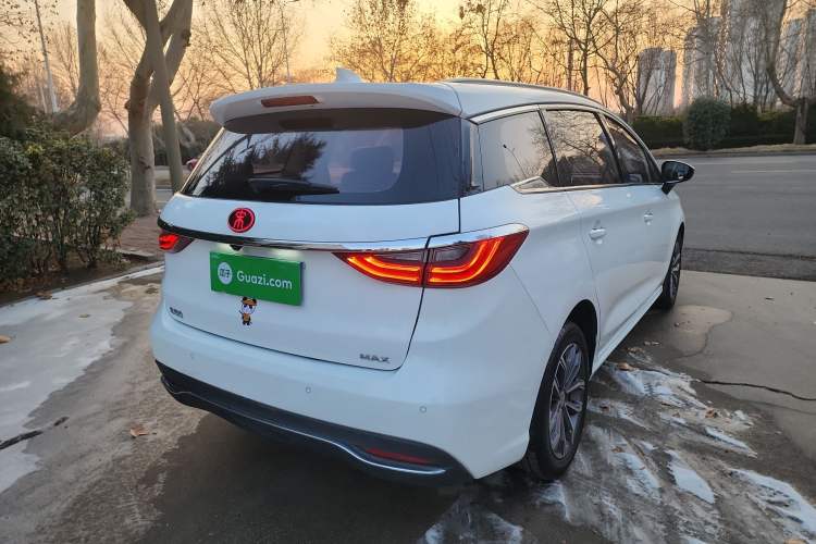 Used BYD Song MAX 2019 1.5T Automatic Smart Connect Ruiyi Sunroof Version 6 Seats China VI Standard
