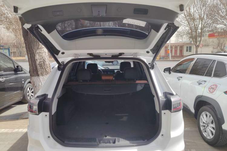 Used Chery Tiggo 8 PLUS 2022 290TGDI DCT Luxury Edition