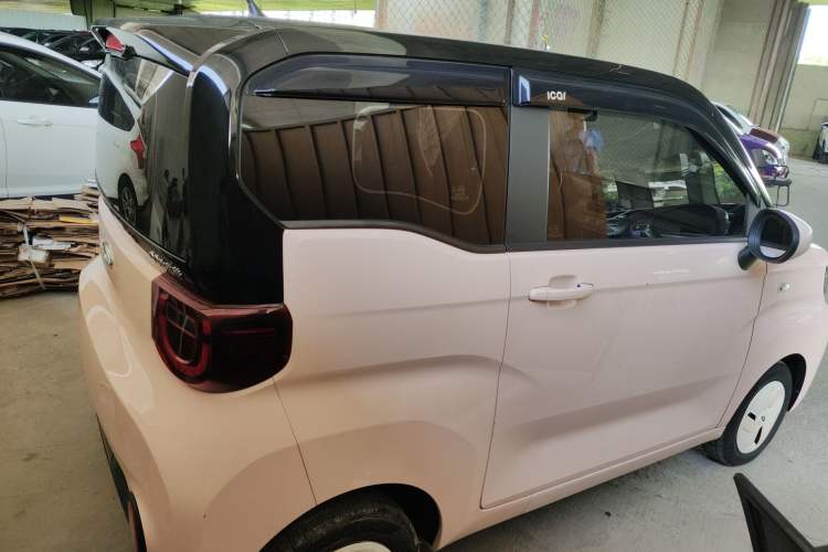 Used Chery QQ Ice Cream 2022 170km Sundae Phosphate Lithium-Ion