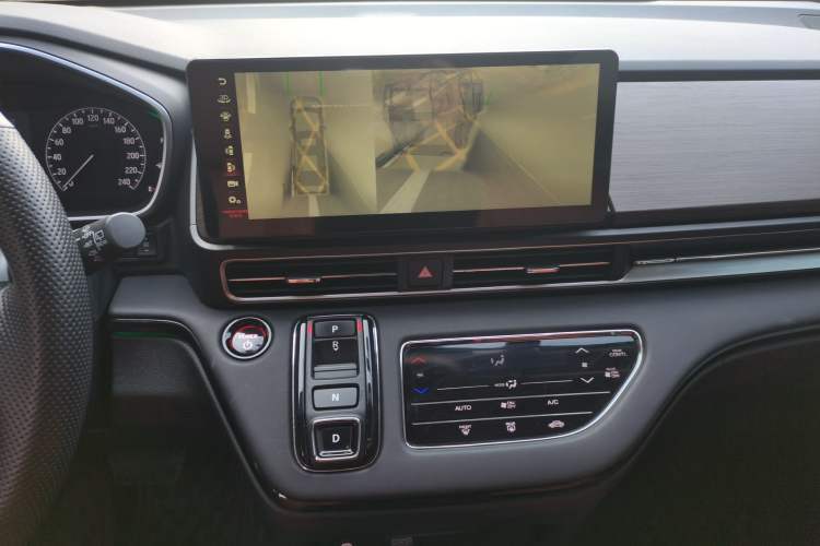 Used Honda Odyssey 2024 2.0L eHEV Sharp & Enjoy Edition
