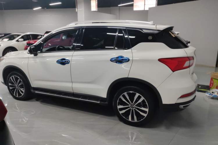 Used GAC Trumpchi GS4 2017 235T Automatic Two-Wheel Drive Luxury Smart Connectivity Version