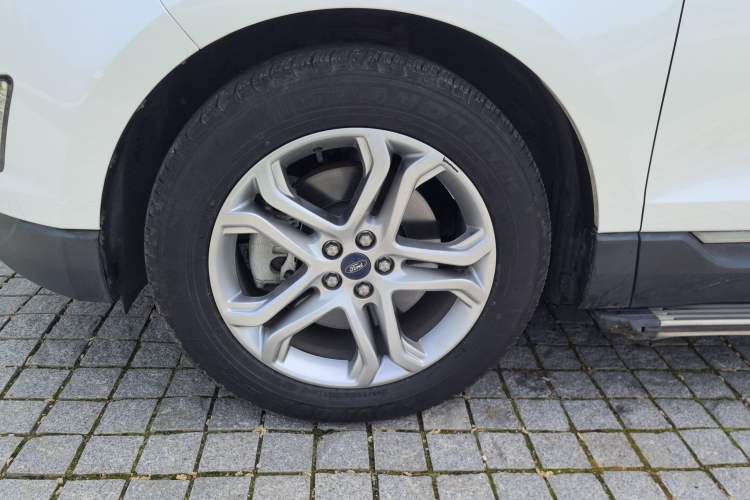 Used Ford Edge 2018 EcoBoost 245 Two-Wheel-Drive Titanium 7-Seater China VI Standard Exterior 6