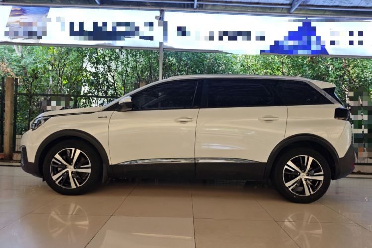 Used Peugeot 5008 2017 350THP 5-Seat Elite Edition
