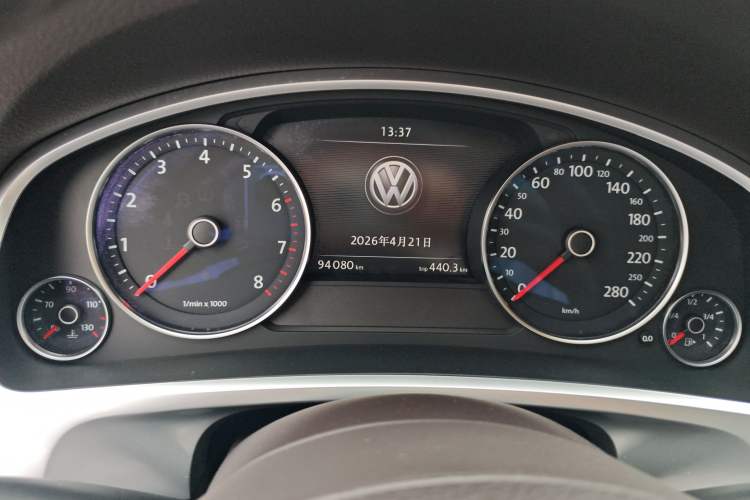 Used Volkswagen Touareg 2014 3.0 TSI New Edition
