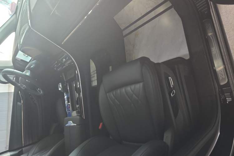 Used GAC Trumpchi M8 2024 Master Series 400T Ultimate Edition Interior 1