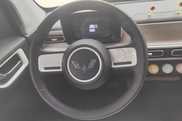 Used Wuling Hongguang MINIEV 2024 3rd Generation 215km Youth Edition