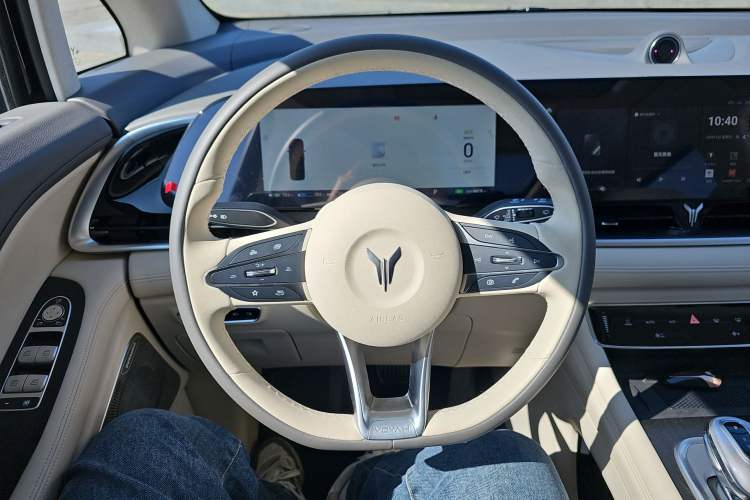 Used VOYAH Dream 2024 PHEV Ultra-Long Range Flagship Edition