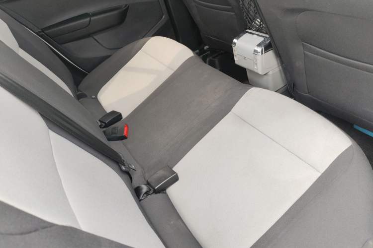 Used Skoda Fabia 2015 1.4L Automatic Front-Drive Model Interior 3