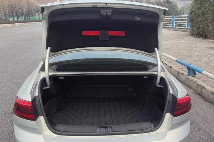 Used Volkswagen Magotan 2020 330TSI DSG Luxury Edition