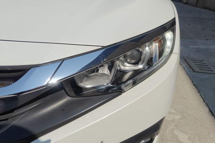 Used Honda Civic 2016 220TURBO CVT Luxury Edition