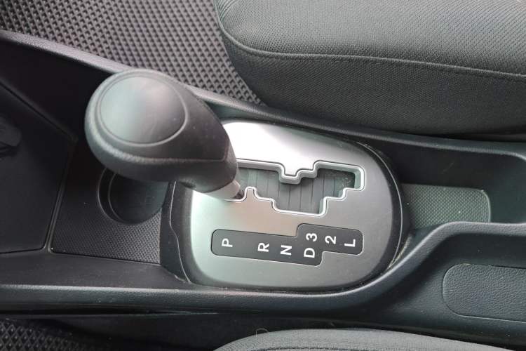 Used Kia K2 2012 Sedan 1.4L Automatic GLS Commemorative Edition