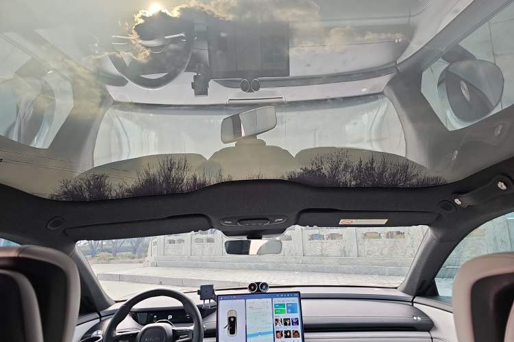 Used Xiaomi Auto SU7 2024 Rear-Drive Long-Range Intelligent Driving Version