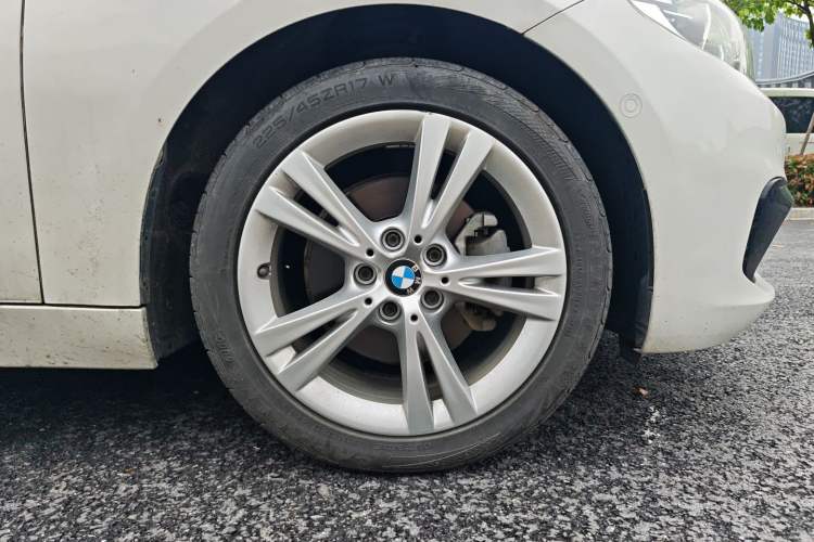 Used BMW 1 Series 2018 Facelifted 118i Design Package Edition