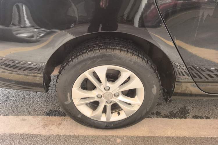 Used BYD F3 2015 Energy-Saving Edition 1.5L Manual Luxury Model