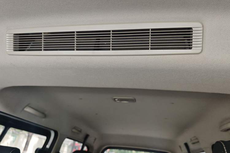 Used Wuling Zhengcheng 2021 1.5T Manual Luxury Version Headliner