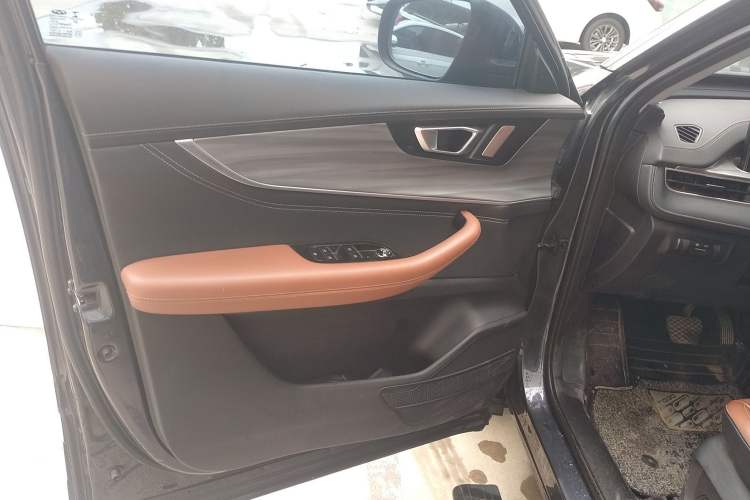 Used Chery Tiggo 8 PLUS 2021 290TGDI DCT Luxury Edition