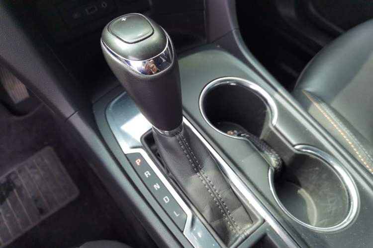 Used Chevrolet Equinox 2019 535T Automatic YuJie Edition China V Standard Gear Lever