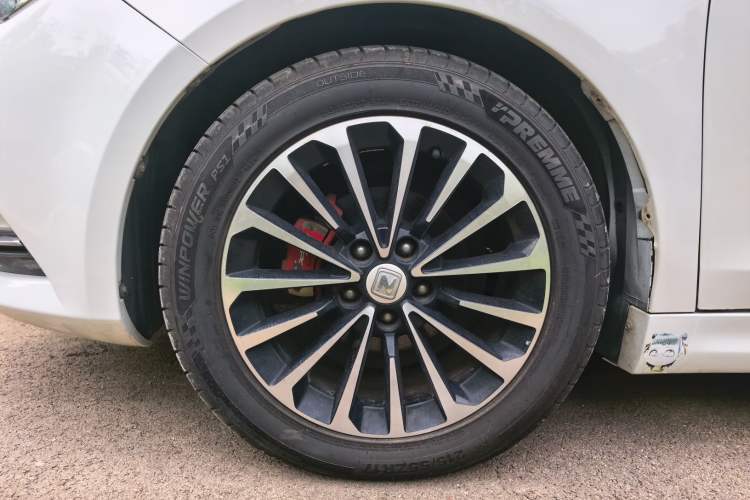 Used Zotye Z560 2017 1.5T CVT Luxury Model Exterior 7