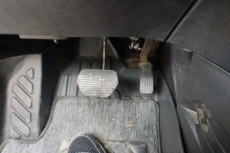 Used Citroen Elysee 2016 1.6L Automatic Fashion Model