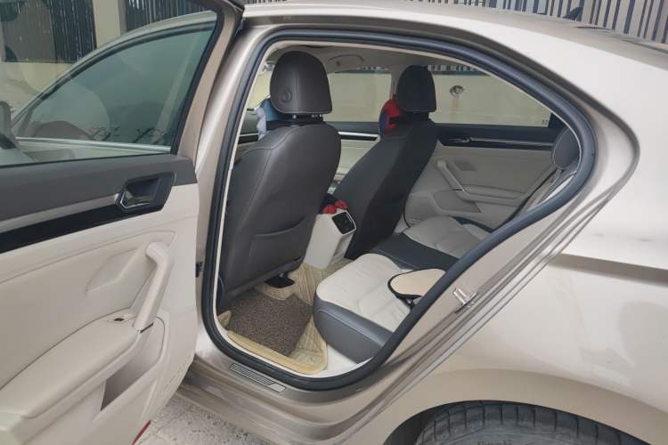 Used Volkswagen Lamando 2015 280TSI Manual Comfort Edition