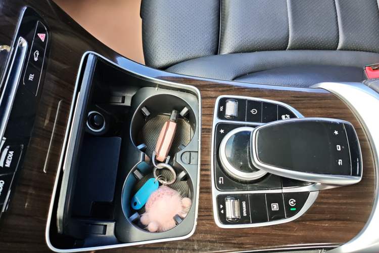 Used Mercedes-Benz GLC 2016 GLC 260 4MATIC Luxury Model
