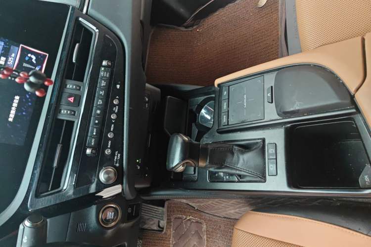 Used Lexus ES 2021 200 Excellence Edition