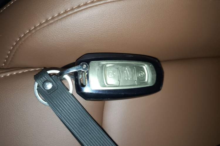 Used Geely Auto Emgrand X7 Sport 2021 1.8TD DCT Two-Wheel Drive Asian Games Edition