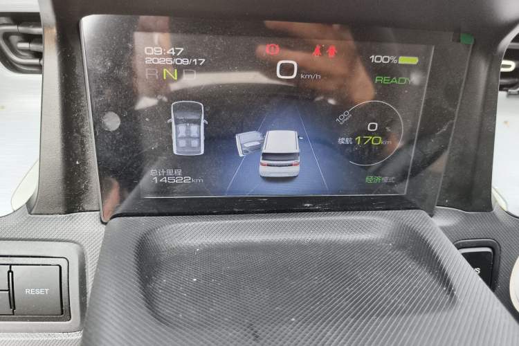 Used Wuling Hongguang MINIEV 2022 Macaron Premium Model – Lithium Iron Phosphate