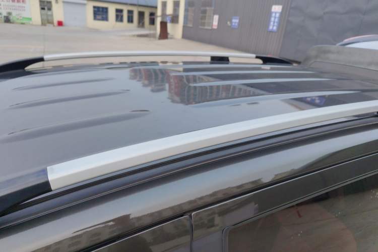 Used FAW Yingzhi 737 2016 1.5L CVT Luxury Navigation Edition