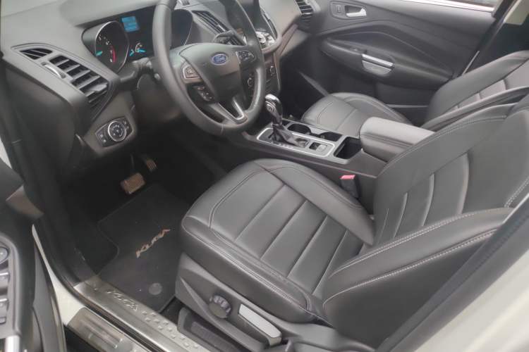 Used Ford Kuga 2018 EcoBoost 180 Two-Wheel-Drive Platinum Edition