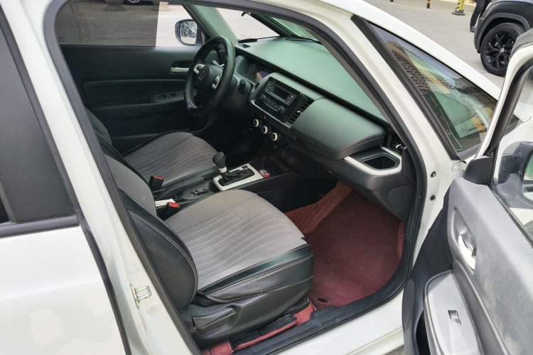 Used Honda Fit 2021 1.5L CVT Trend Edition Interior 7