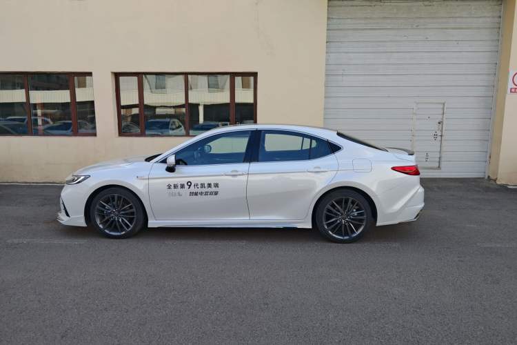 Used Toyota Camry 2024 Dual-Motor 2.0 HXS Sport Plus Edition Exterior 1